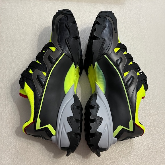 NWB - Valentino Garavani Climber Mesh Men’s Sneaker- Made in Italy - EU 42/US 9 - Picture 6 of 13